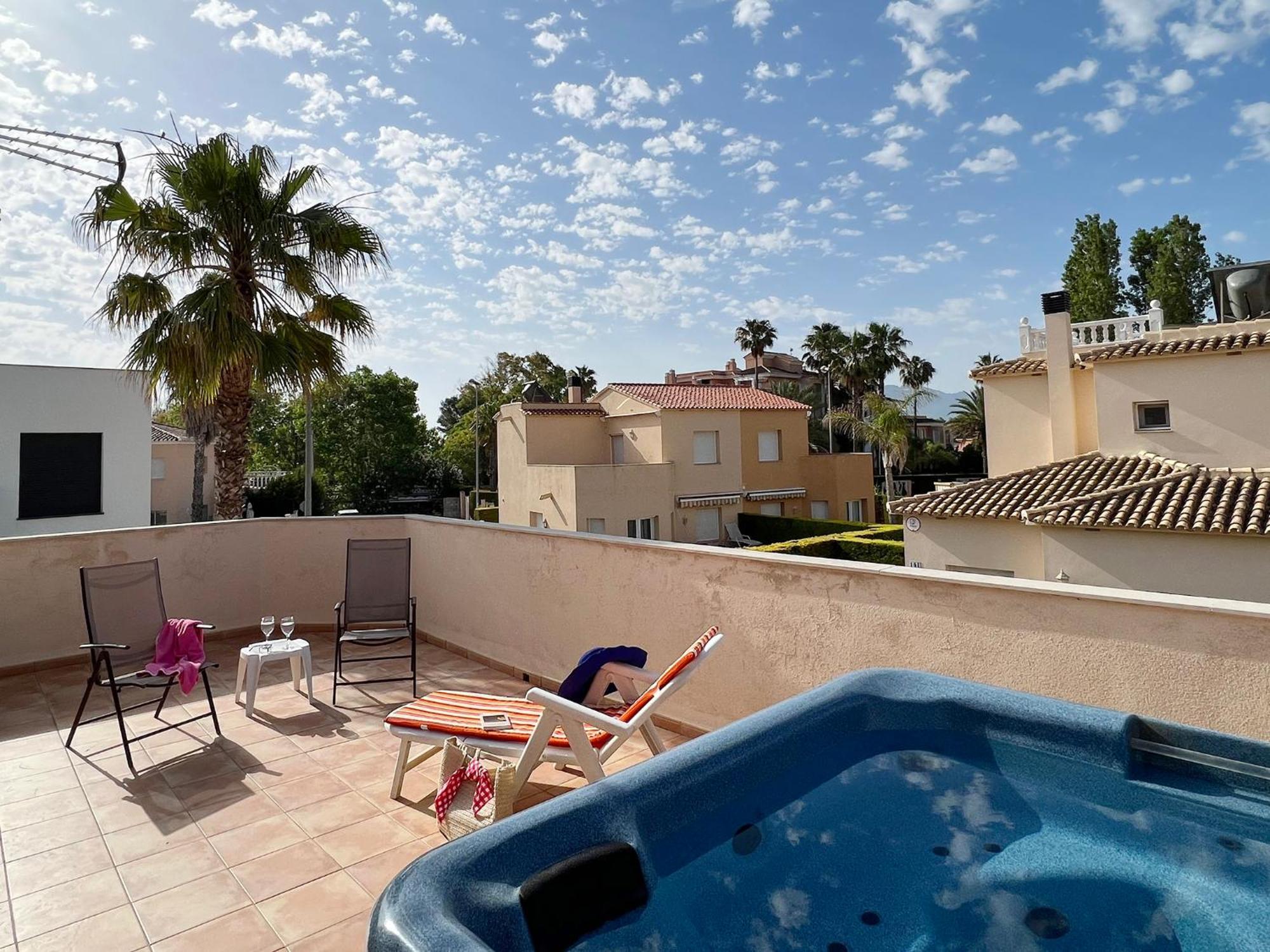 Villa Gaudi Oliva Eksteriør billede